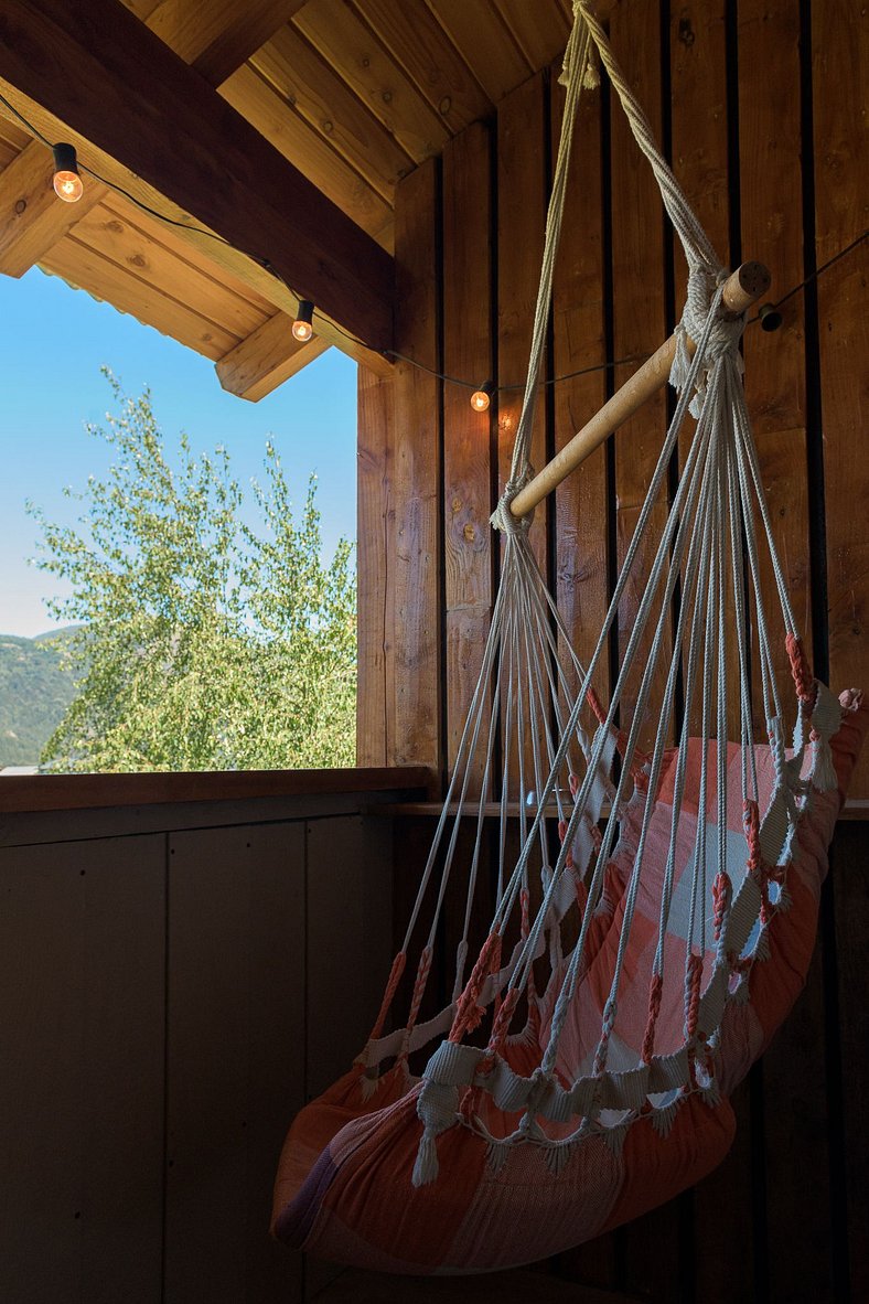 La Casa del Arbol. Stunning Mtn Views. Studio.